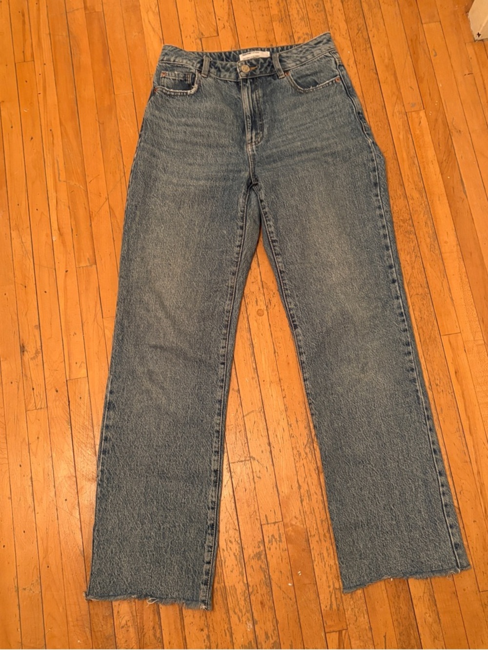 Garage Straight-Leg Raw Hem Lightly Distressed Denim Blue Jeans Size 3/26